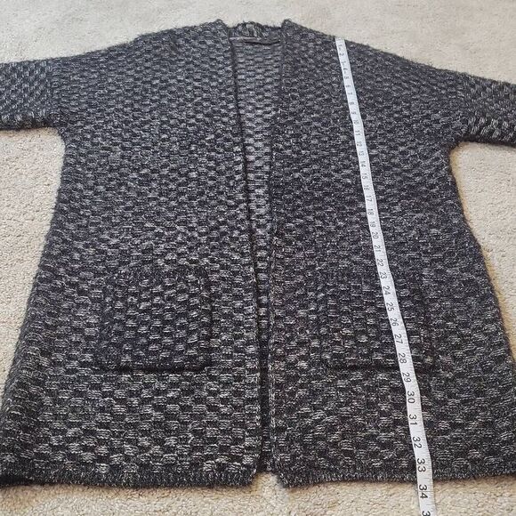 BCBG MaxAzria 3/4 Sleeve Open Front Cardigan Sweater Black White M - Picture 6 of 6